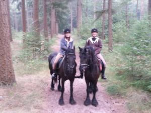 1243856_610997635618626_605196045_o