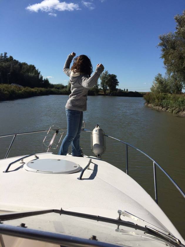 Foto Hamar tijdens het varen met Merlin op het water in de BiesBosch