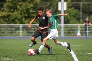 FC Dordrecht jeugd tijdens wedstrijd